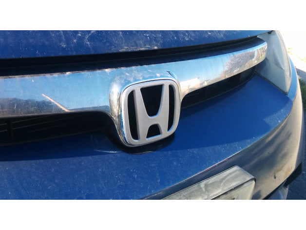 Honda Civic 2008 Front Emblem - image 4 of 4