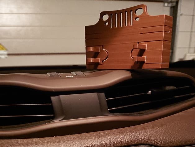 Jeep Renegade phone holder - image 2 of 6