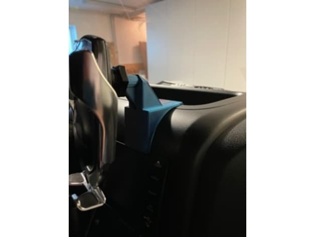 Jeep JKU (2016) 17 mm Ball mount for dashboard devices - image 5 of 6
