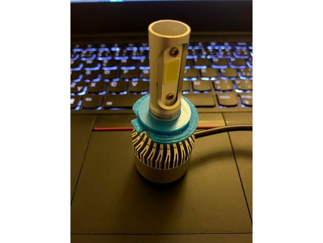 Skoda / VW H7 Led socket adapter - image 5 of 6