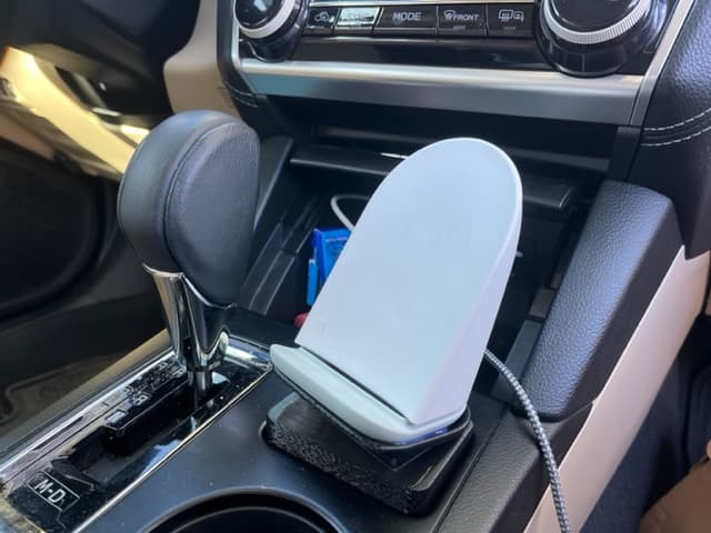 Pixel Stand 2 Holder for Subaru Outback Gen 5 - image