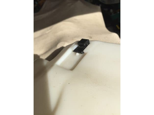 Mk1 Ford Focus Washer Bottle tab - image