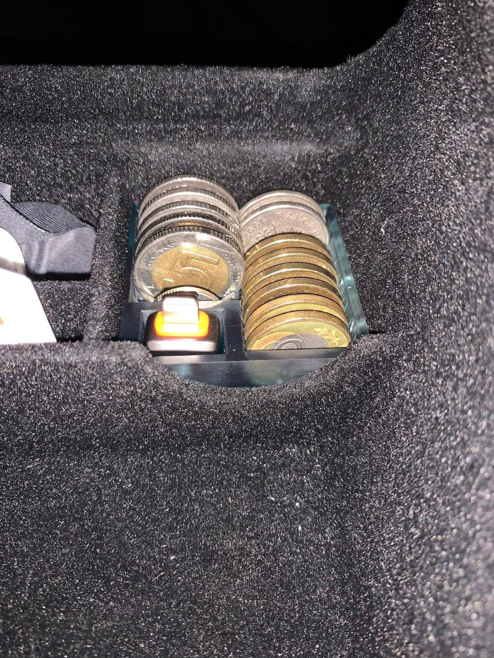 Tesla center console tray coin organizer - image 3 of 5