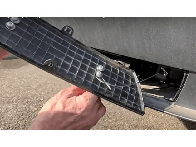 Tesla Model Y Trailer Hitch Cover Handels - Anhängerkupplung Abdeckung Griffe - image 2 of 3