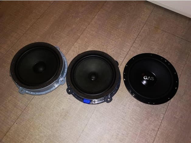 Superhero speaker adapters Ioniq - image 5 of 5