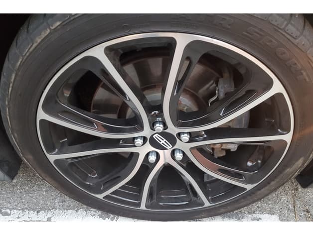 Lincoln logo 60 mm wheel cap - image 3 of 3
