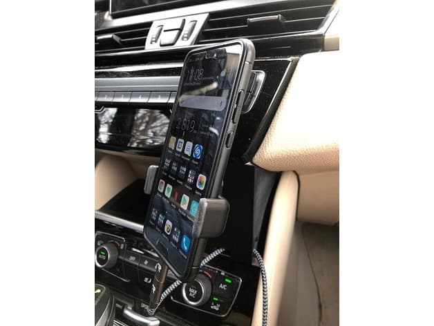 Smartphone Support for BMW Active Tourer - image 1 of 5