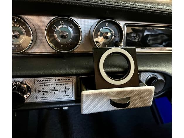 Volvo P1800 ashtray cellphone holder for SP connect - image 5 of 6
