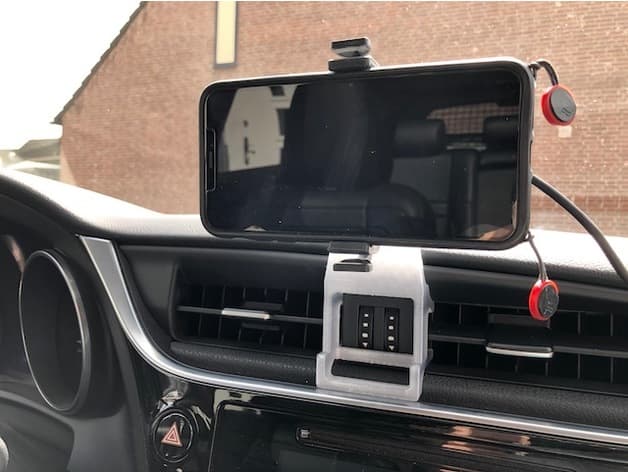 Toyota Auris 2015 Phone holder - image 3 of 6