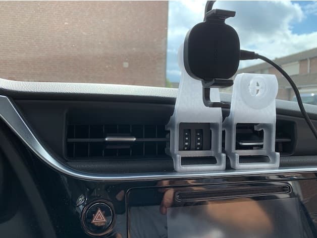 Toyota Auris 2015 Phone holder - image 6 of 6