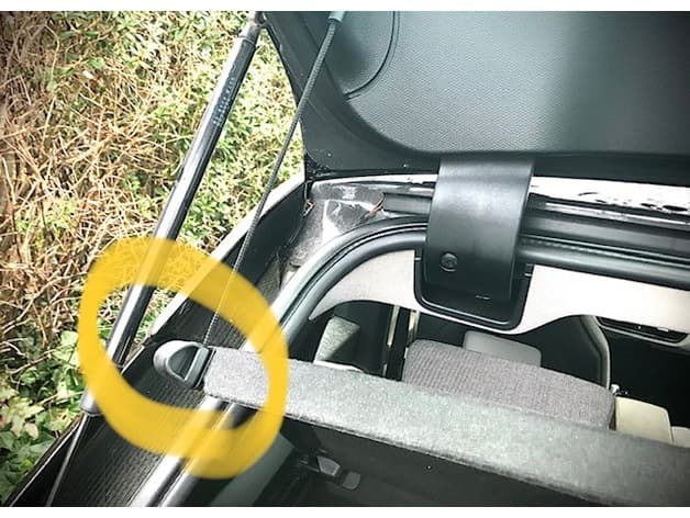 BMW i3 Parcel Shelf Clip - image 2 of 4