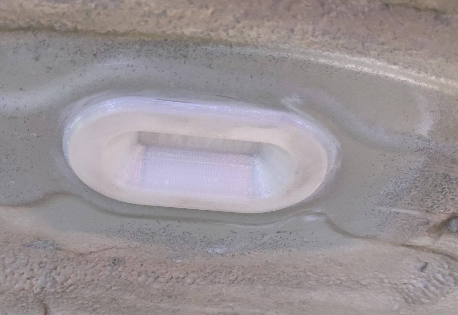 Mitsubishi Outlander III (PHEV) GG2W Floor Plug Replacement - image 4 of 5
