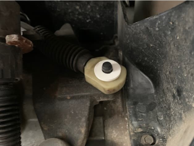 Ford Focus Mk1 Zetec 1.6 gear lever cable bushing - image 3 of 5