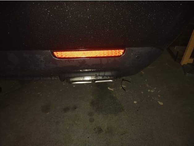 Dodge Challenger > 2015 rear custom reflector - image 3 of 6