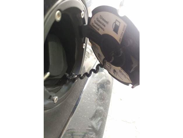 Fortwo fuel cap tether - image 2 of 3