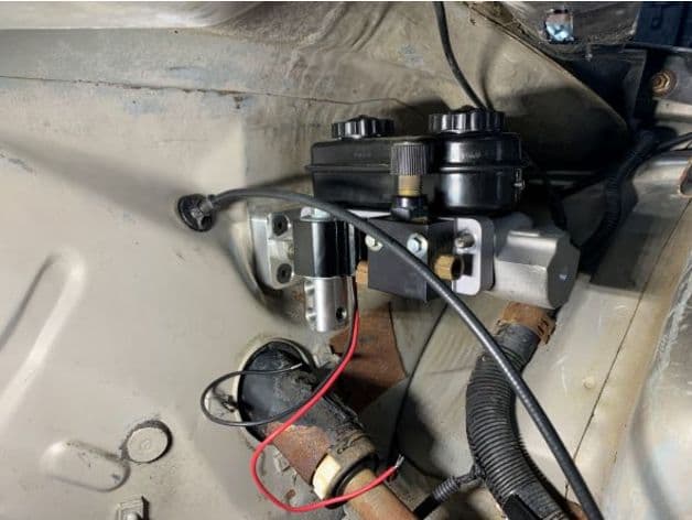 Strange B3359T Master Cylinder Proportioning Valve / Line Lock Mount - image 3 of 3
