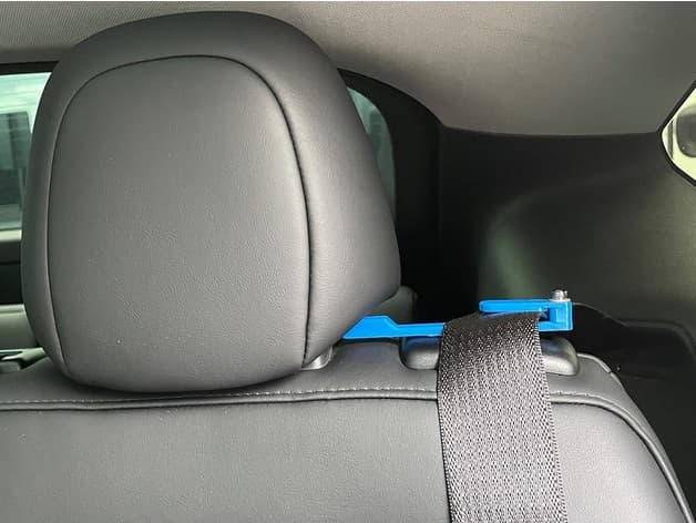 Tesla Model Y 2nd Row Seat Belt Guide - image 2 of 3