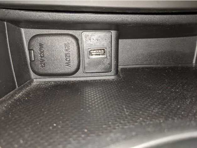 Miata USB Plug - image 2 of 2
