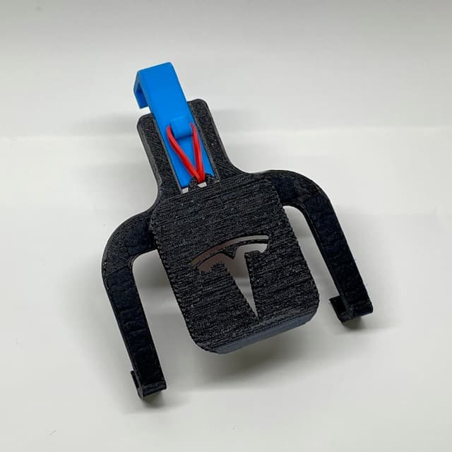Slim tablet back seat mount for Tesla Model 3/Y - image 2 of 6