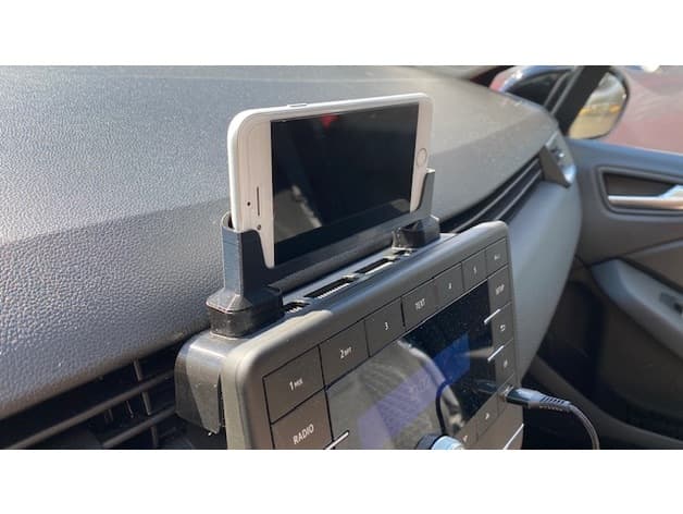 Renault Clio 5 base cell phone holder with holder for iPhone 6/7 | Renault Clio 5 Basis Handy mit Halterung für iPhone 6/7 - image 3 of 6