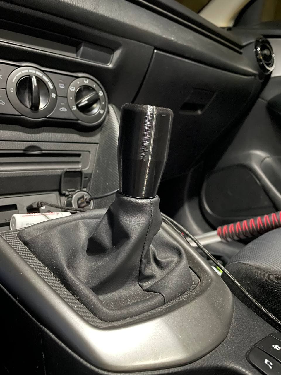 Mazda CX-3 Manual Shifter knob - image