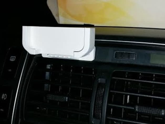 Samsung Galaxy S5 holder on Hyundai Tucson 2009 - image