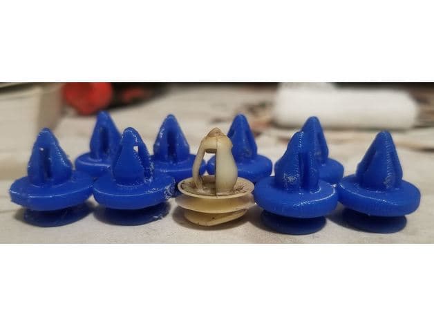 Photo of 1989-1991 Honda Civic/CRX Door Panel Clips