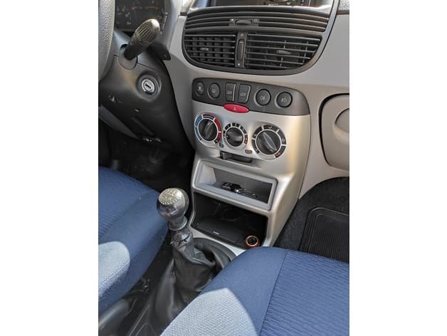 Photo of Fiat Punto Mk2 hgt console cd cover