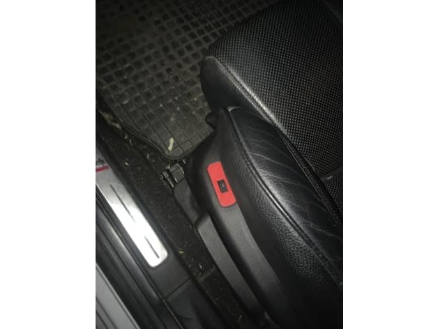 Photo of Alfa 159 heated seat control bezel