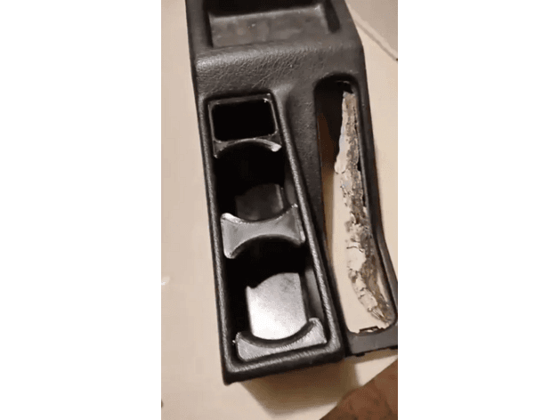 Photo of BMW e34 cup holder , sujeta vasos