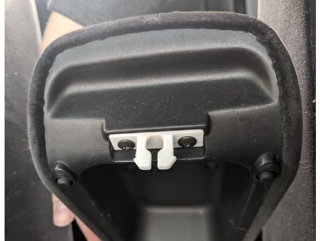 Honda Accord VI armrest clip - image