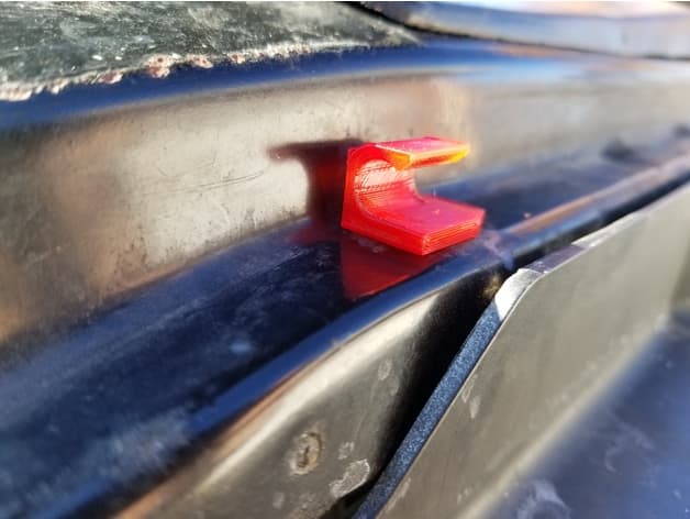Photo of Chevy S-10 Hood Prop Rod Clip