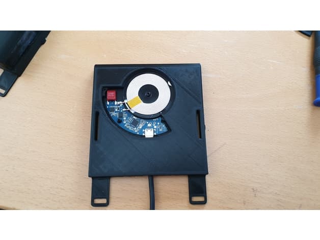Tesla Wireless Charger - image