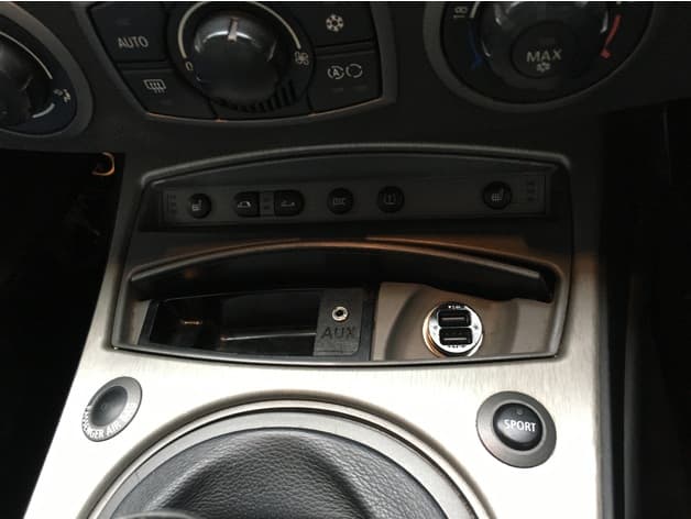 Aux Plate for BMW vehicles - image