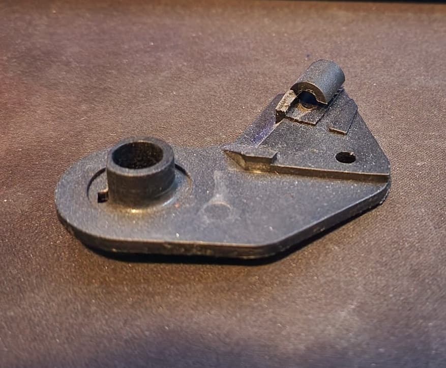 BMW hood release handle E46 - image