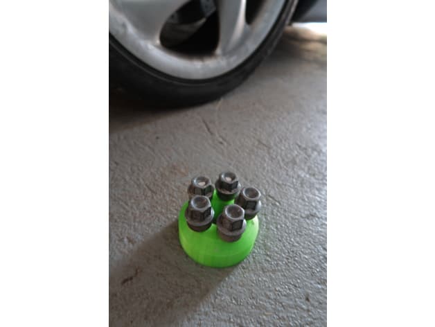 Porsche wheel bolt holder - image