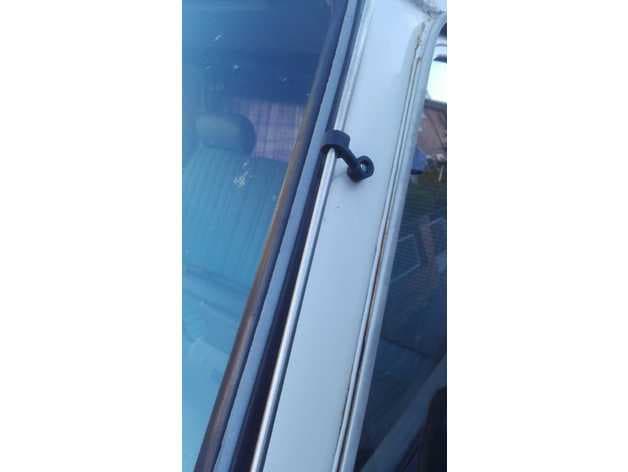 Mazda E2000 - Antenna Mount - image