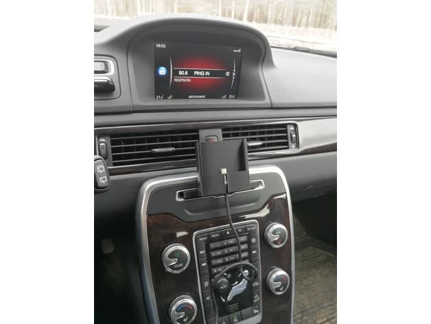 Huawei P10 Plus holder for Volvo XC70 - image