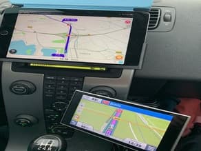Volvo V50 CD iPhone/iPad holder - image