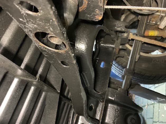 Toyota Tacoma spare tire crank lock guide - image