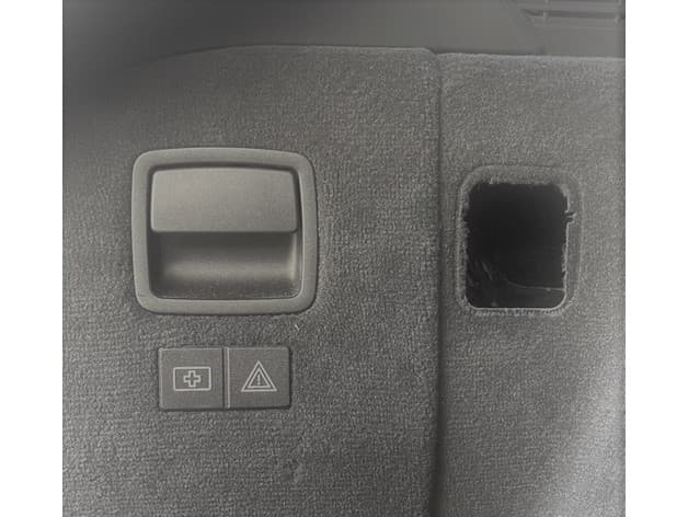 BMW 12v hole cover 2005-2013 - image