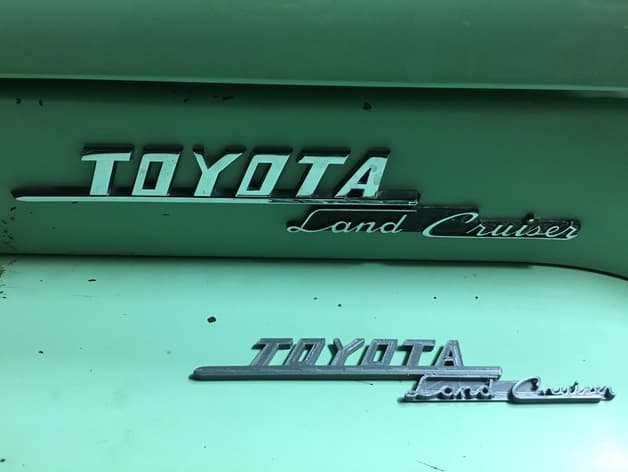 Toyota Land Cruiser Emblem - image