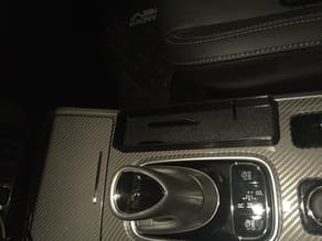 Mitsubishi Outlander PHEV console tray - image