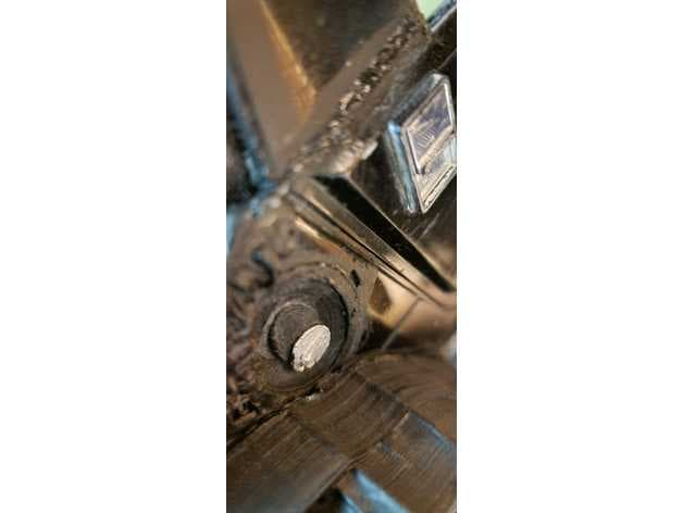 Photo of Hummer H1 fuel cap