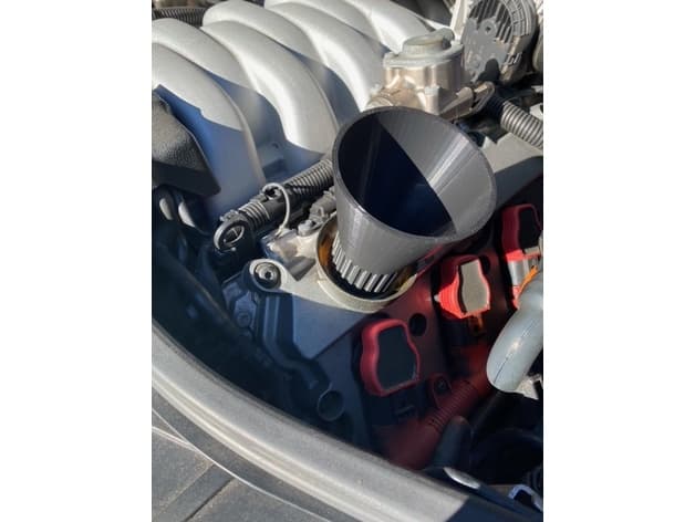 Photo of Audi Oil Filler screw in funnel